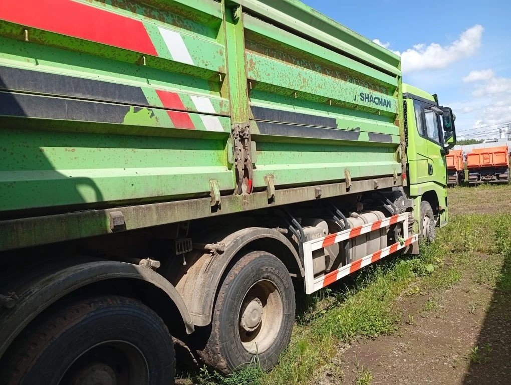 Shacman (Shaanxi) SX* 6x4 Зерновоз — Орел