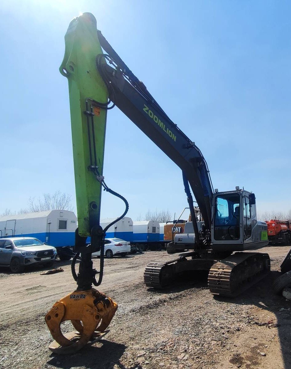 ZOOMLION ZE215 Экскаватор — Хабаровск