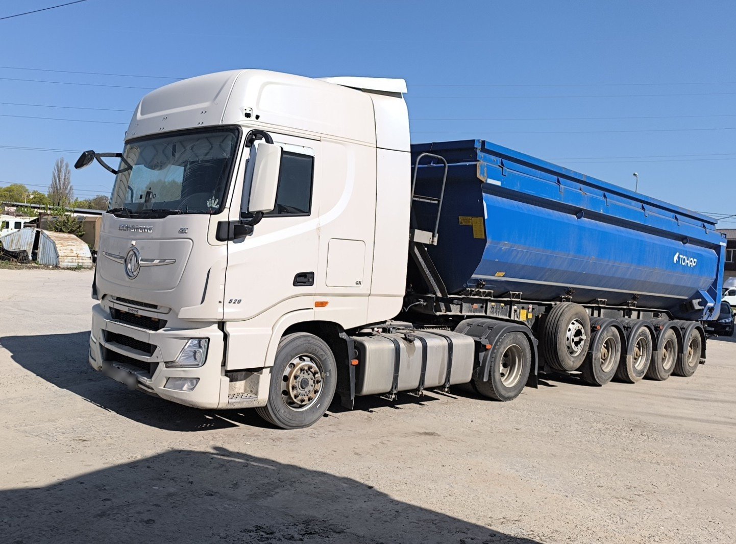 DONGFENG DFH 4x2 Седельный тягач — Белгород
