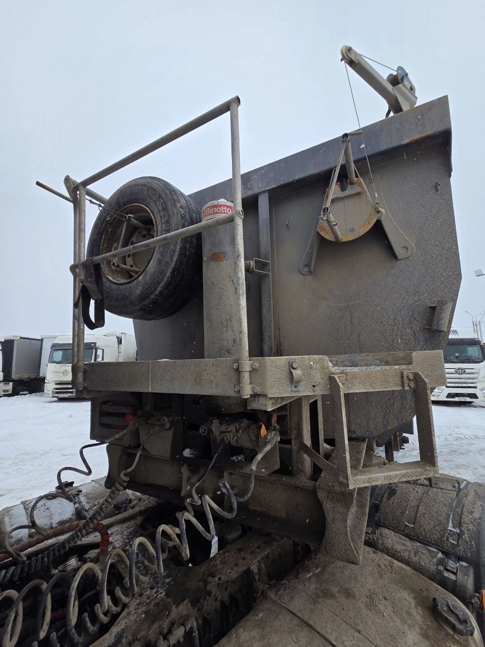 Grunwald 9453 Полуприцеп самосвальный 9453-0000010-50 — Москва