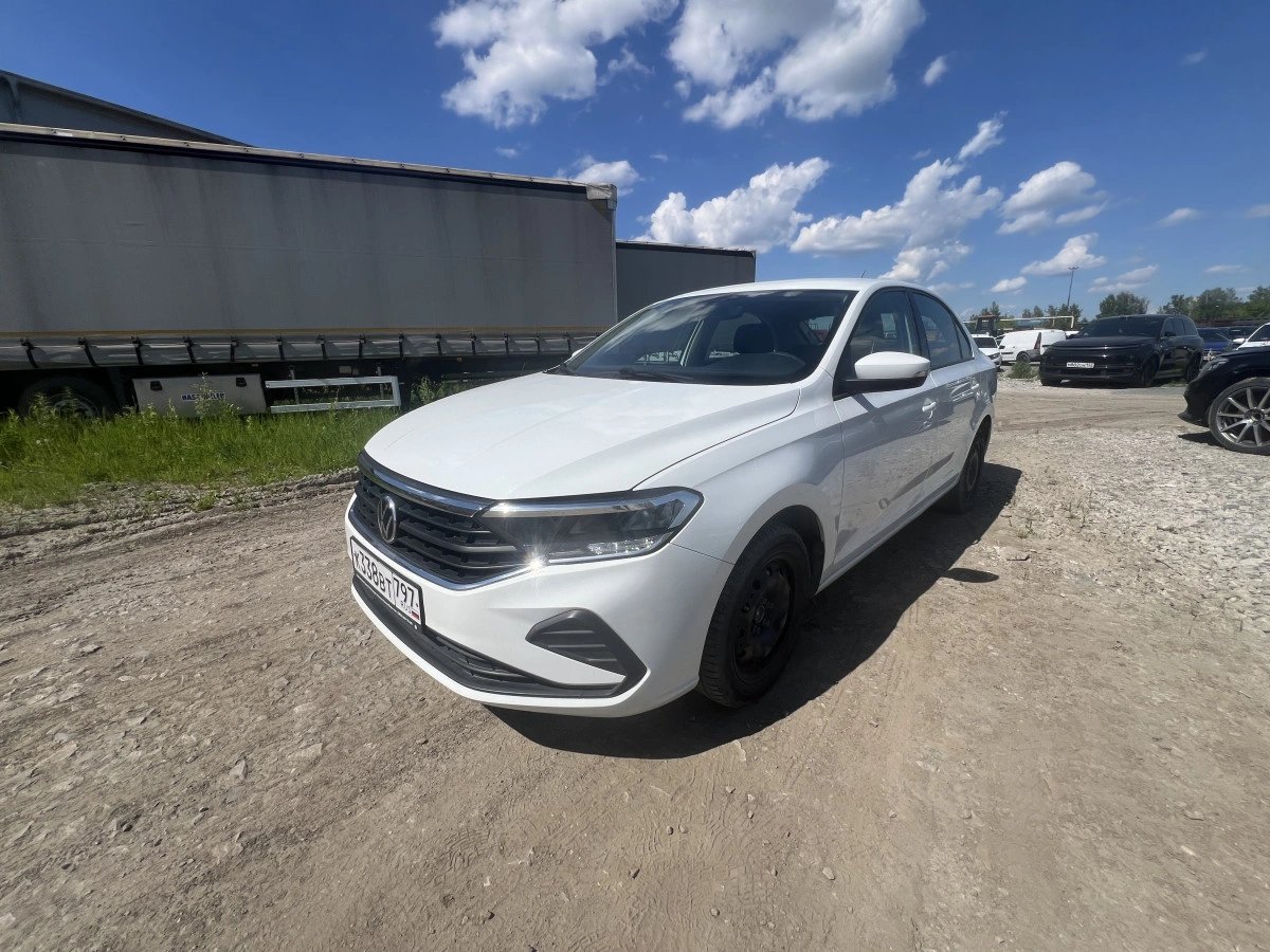 VOLKSWAGEN Polo — Новосибирск