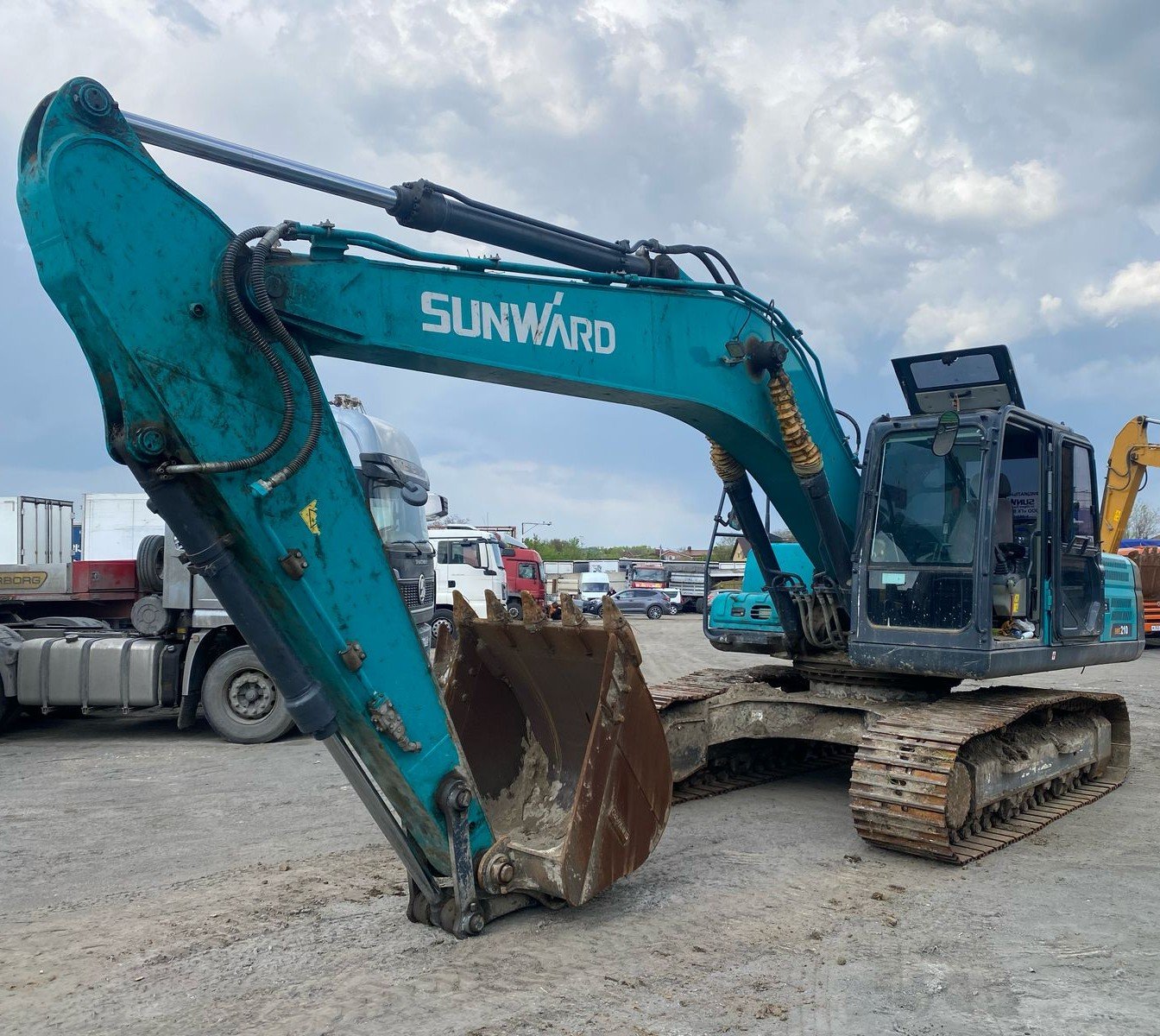 SUNWARD SWE210 Экскаватор — Ростов-на-Дону