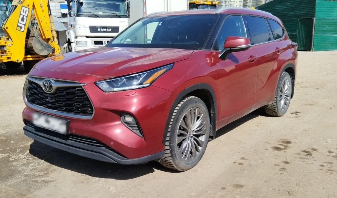 TOYOTA Highlander — Москва