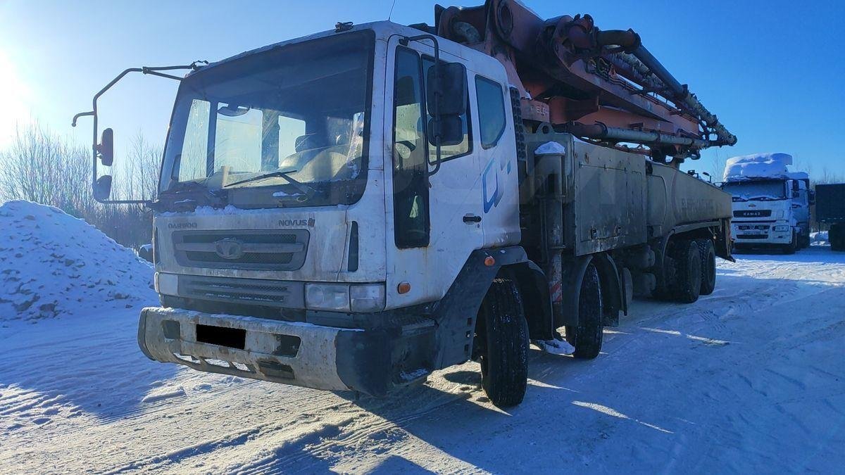 Бетононасос DAEWOO Novus — Санкт-Петербург