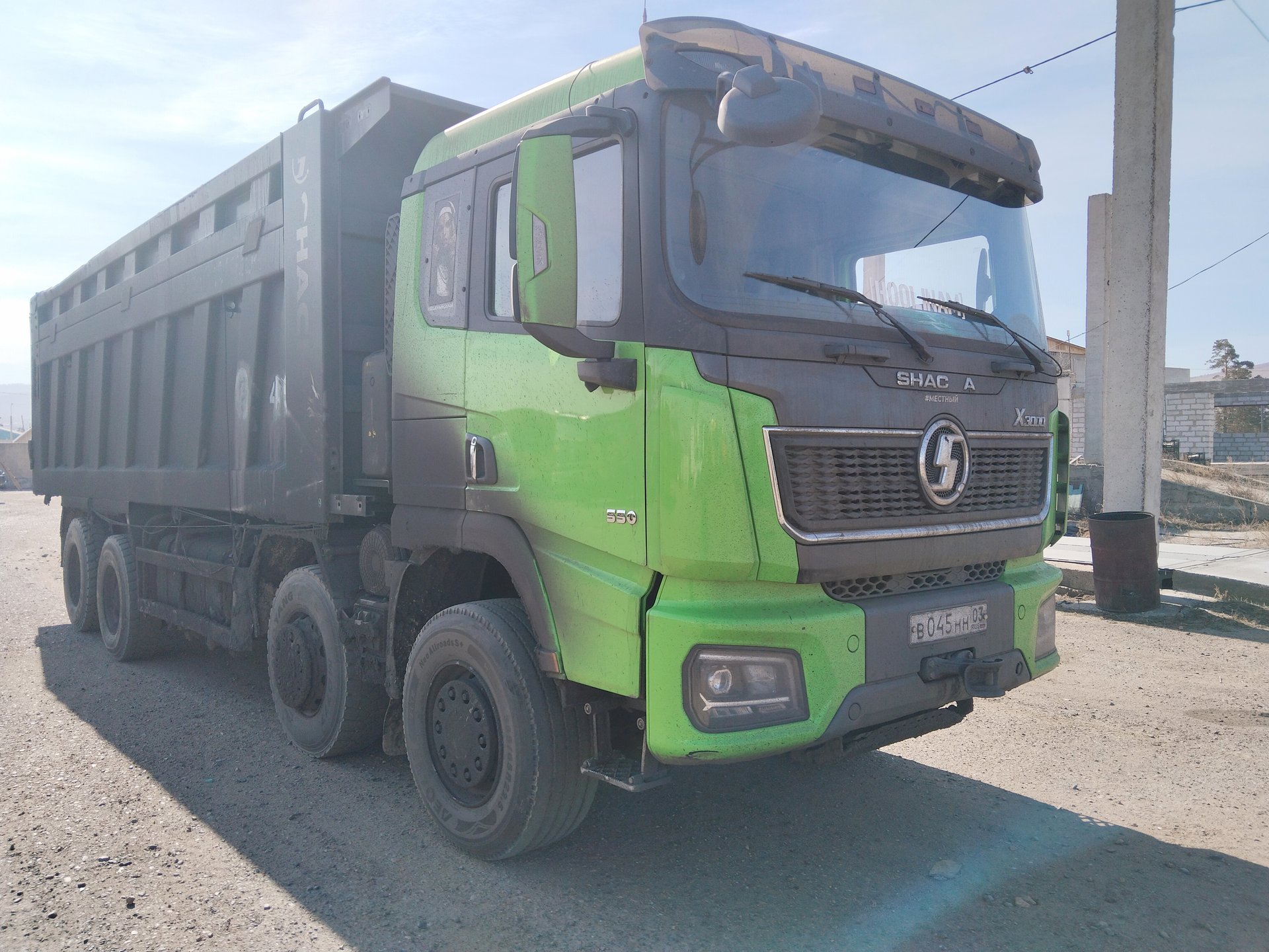 Shacman (Shaanxi) SX* 8x4 Самосвал — Улан-Удэ