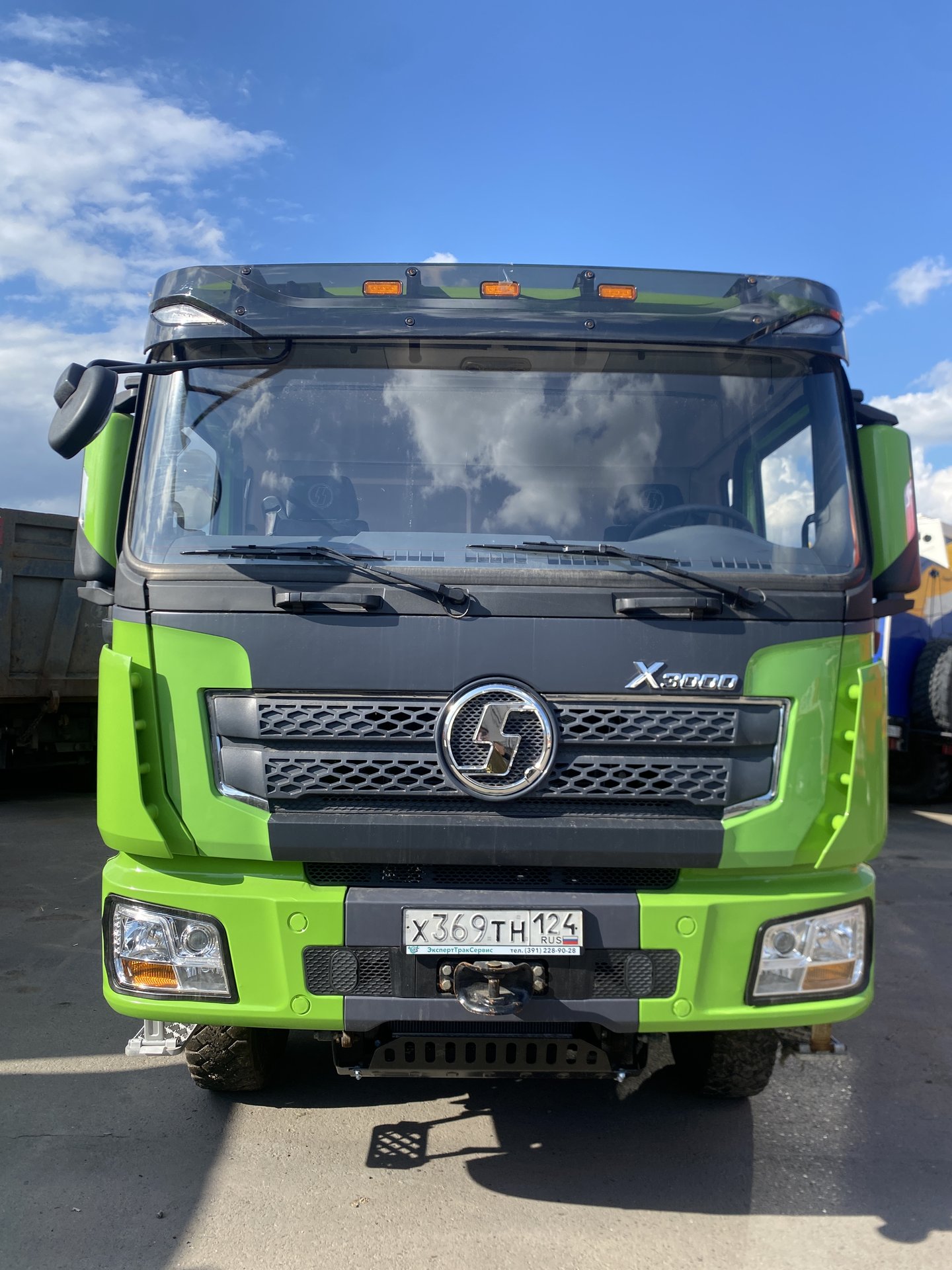 Shacman (Shaanxi) SX* 6x4 Самосвал — Красноярский край