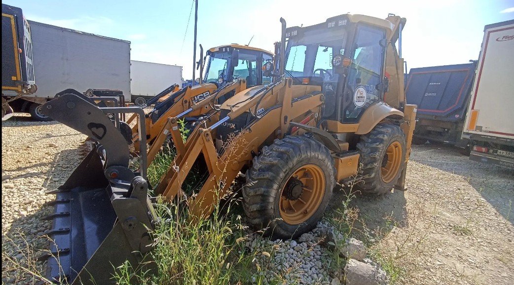 LOVOL FLB468 Экскаватор-погрузчик — Воронеж