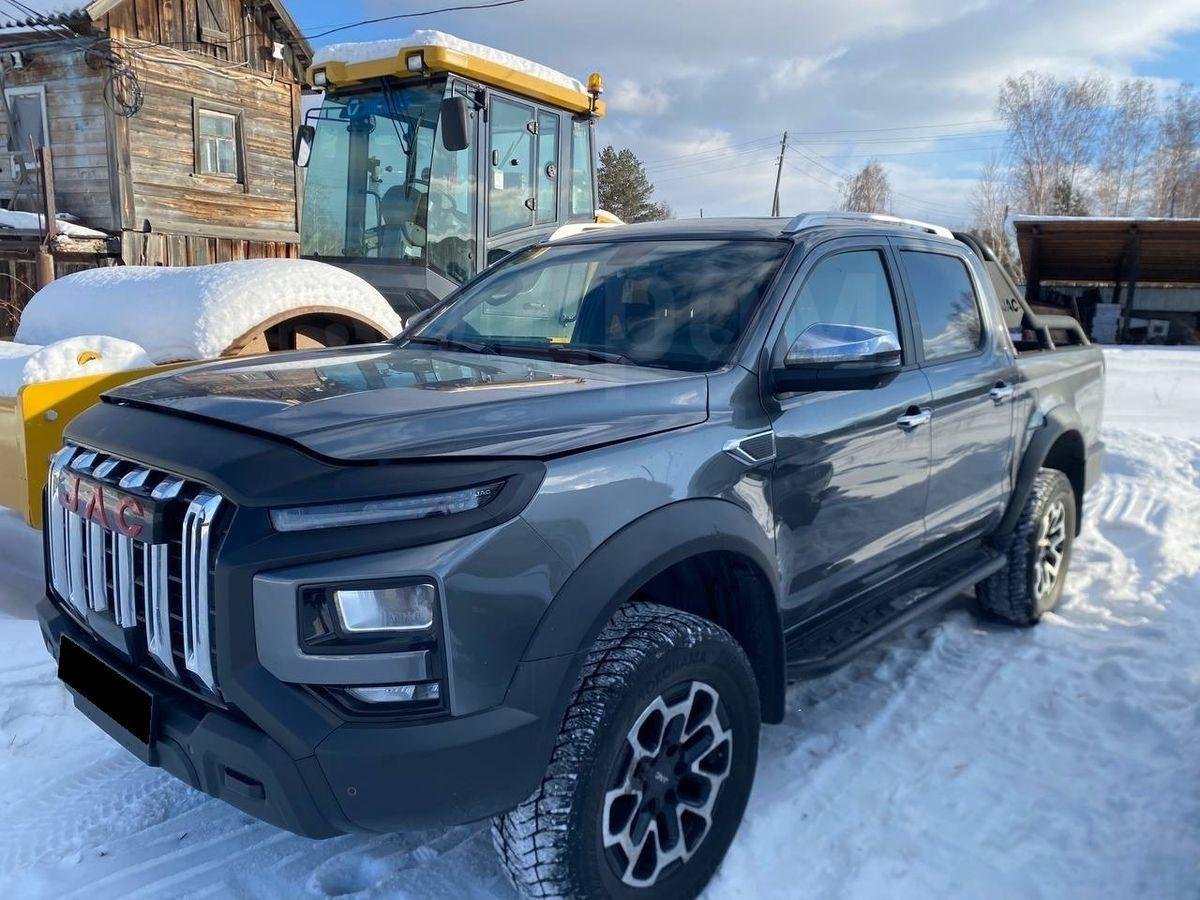 Легковой автомобиль JAC T9 — Братск