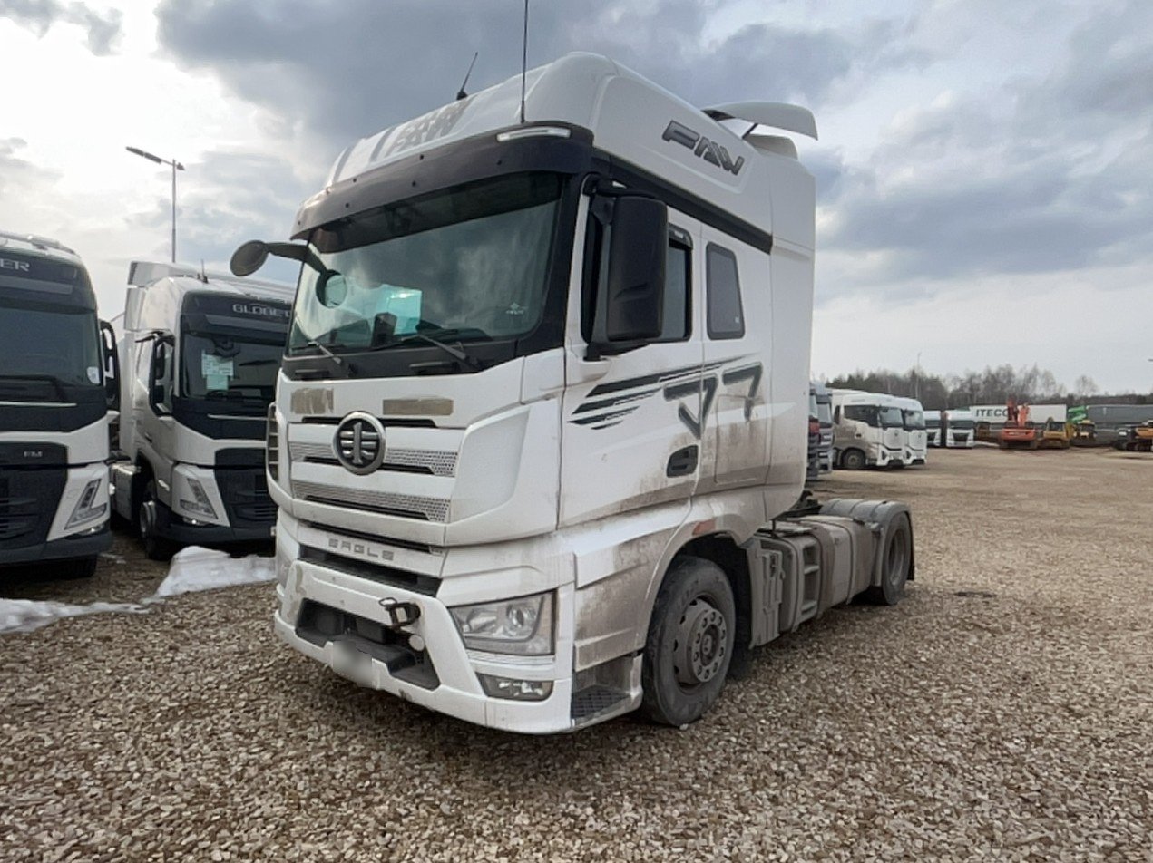 FAW J7 4x2 Седельный тягач — Татарстан