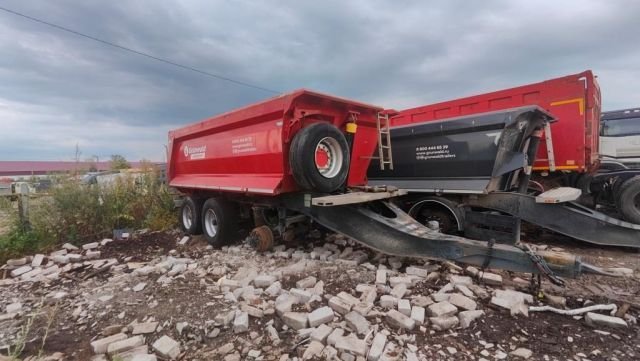 Прицеп-самосвал GRUNWALD GRW375 — Казань