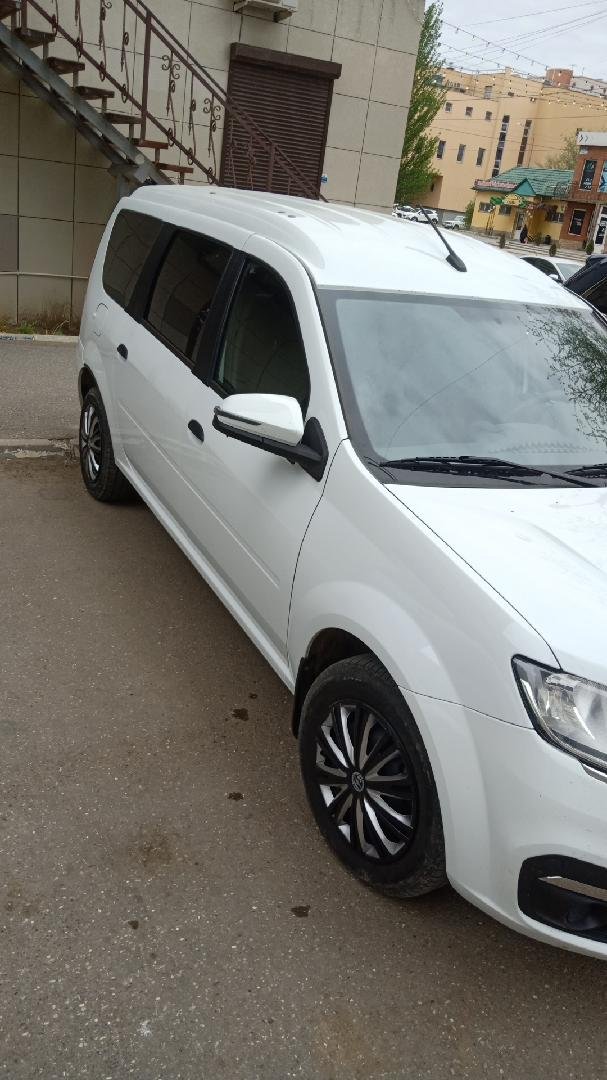 Lada Largus универсал — Астрахань