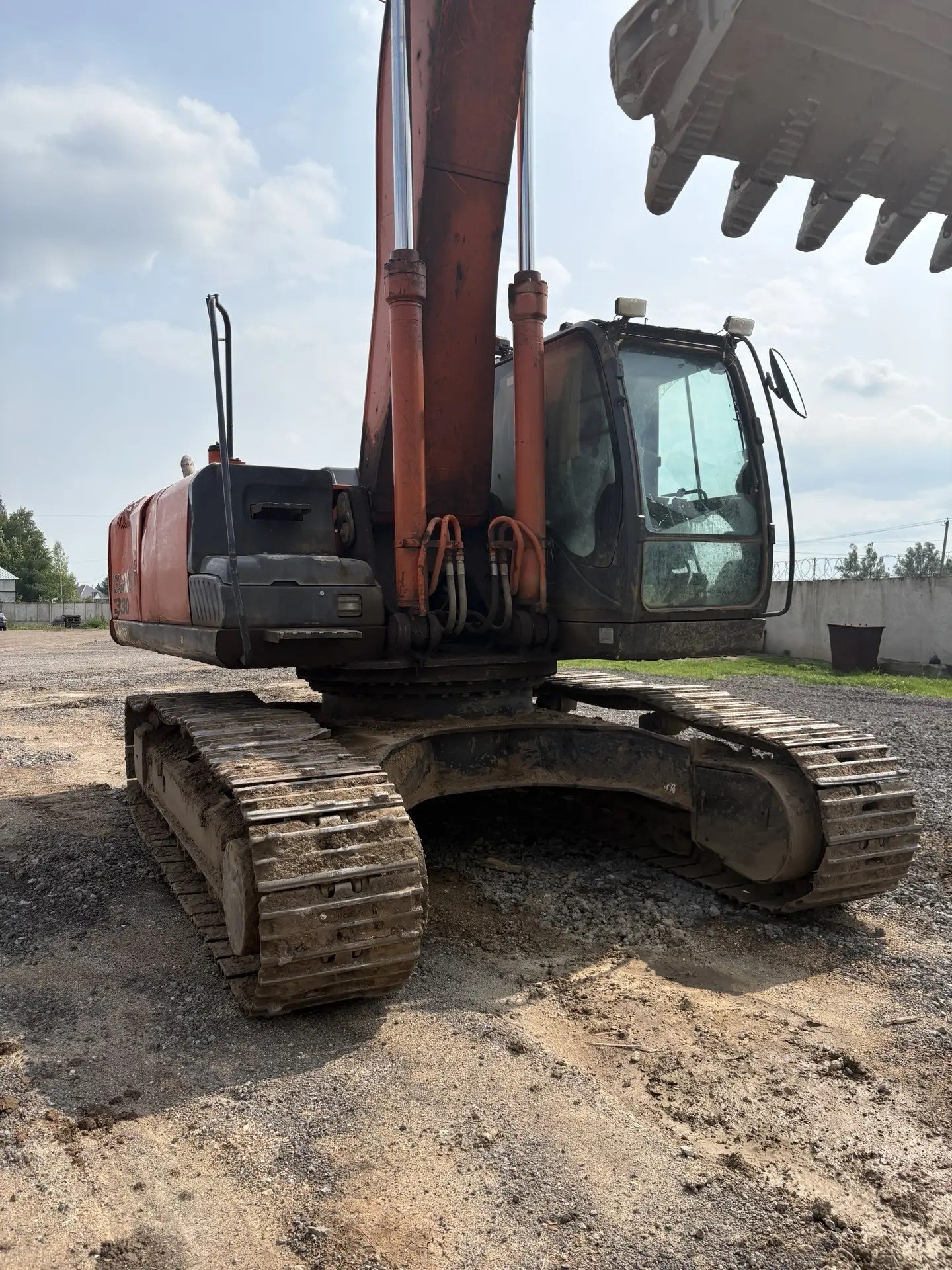 HITACHI ZX330 Экскаватор — Уфа