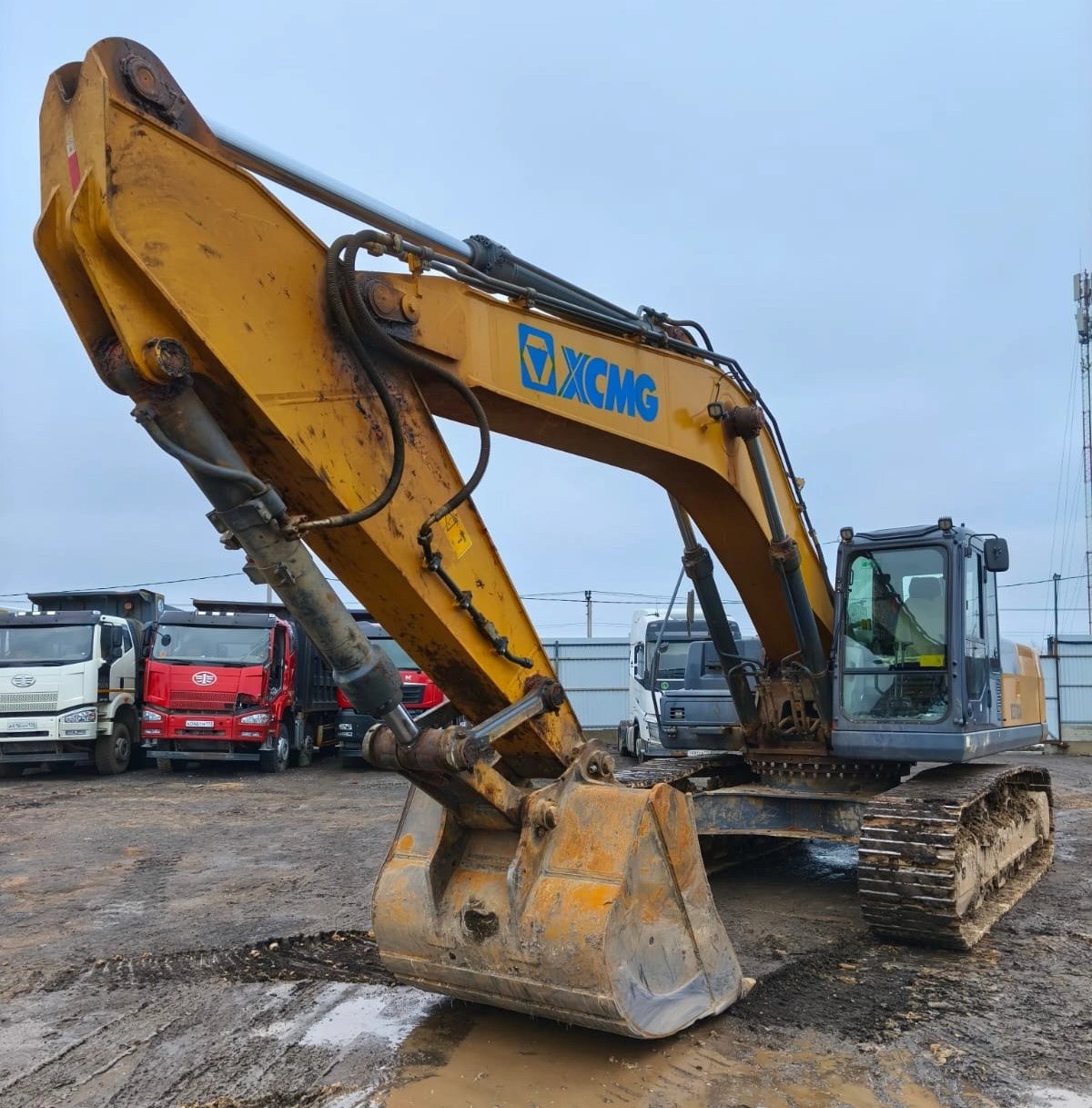 XCMG XE370 Экскаватор XE370CA — Москва