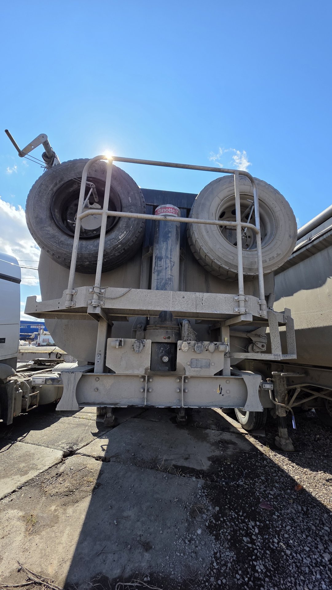 Grunwald 9453 Полуприцеп самосвальный — Челябинск