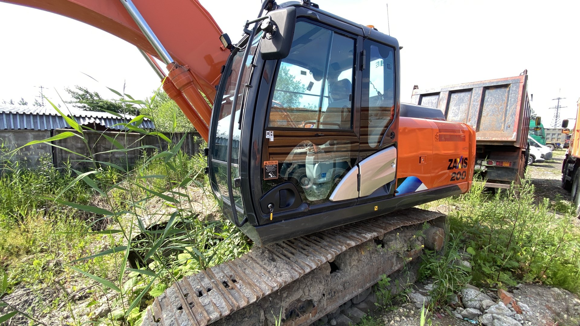 HITACHI ZX200 Экскаватор — Санкт-Петербург