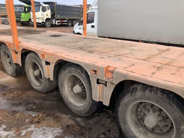 Специализированный, полуприцеп-тяжеловоз 9854-0000060-04 9854 — Берёзовка