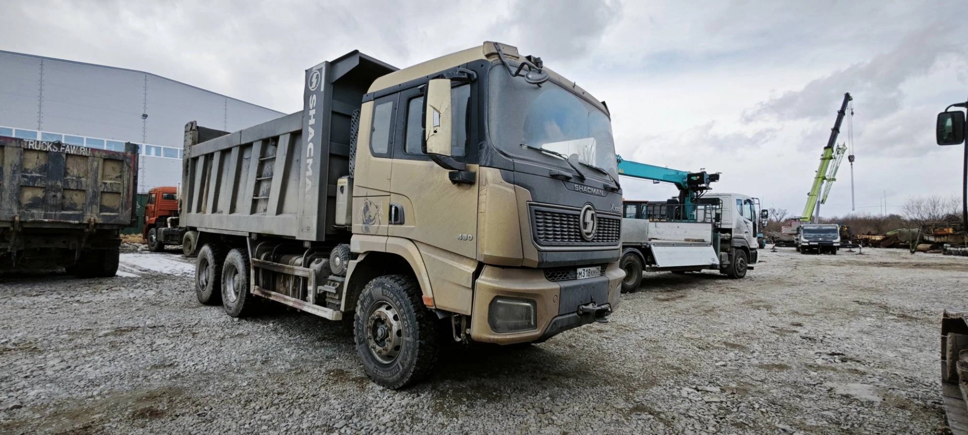 Самосвал SHACMAN SX32586V384 — Владивосток