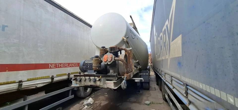 Полуприцеп-цистерна BONUM 914231 — Москва