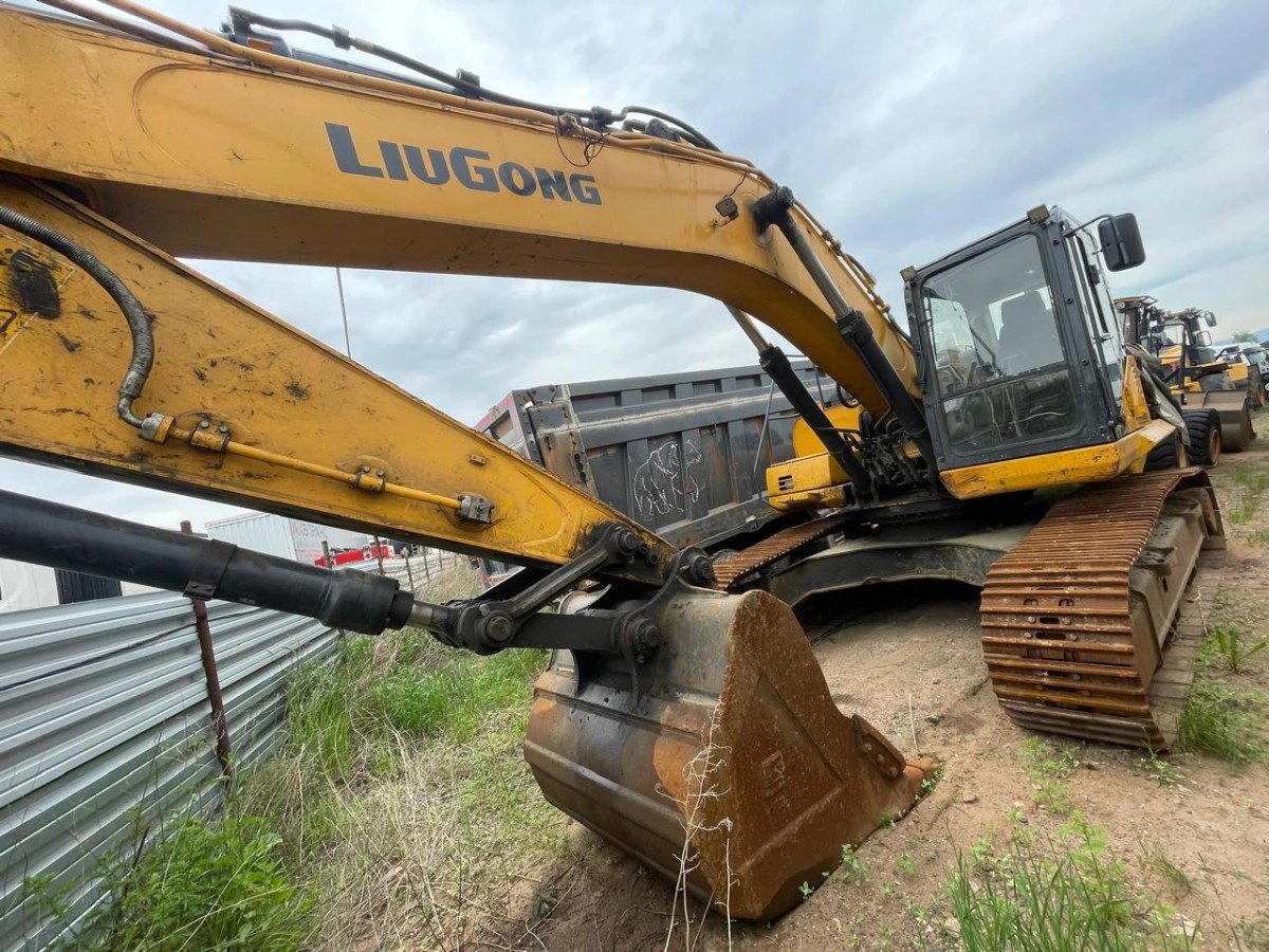 LIUGONG CLG933E — Красноярск