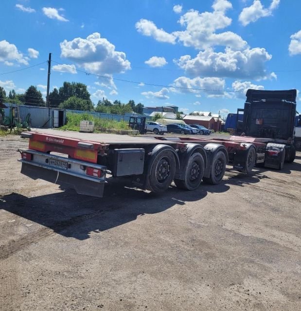 Полуприцеп - контейнеровоз GRUNWALD 945430-0000010 Gr.C-L4 — Калужская область