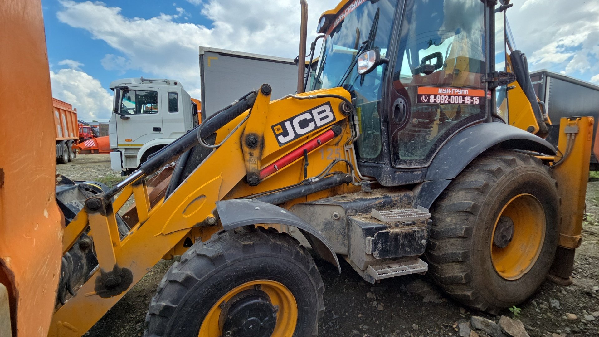 JCB 3CX Экскаватор-погрузчик — Большой Исток, Свердловская обл