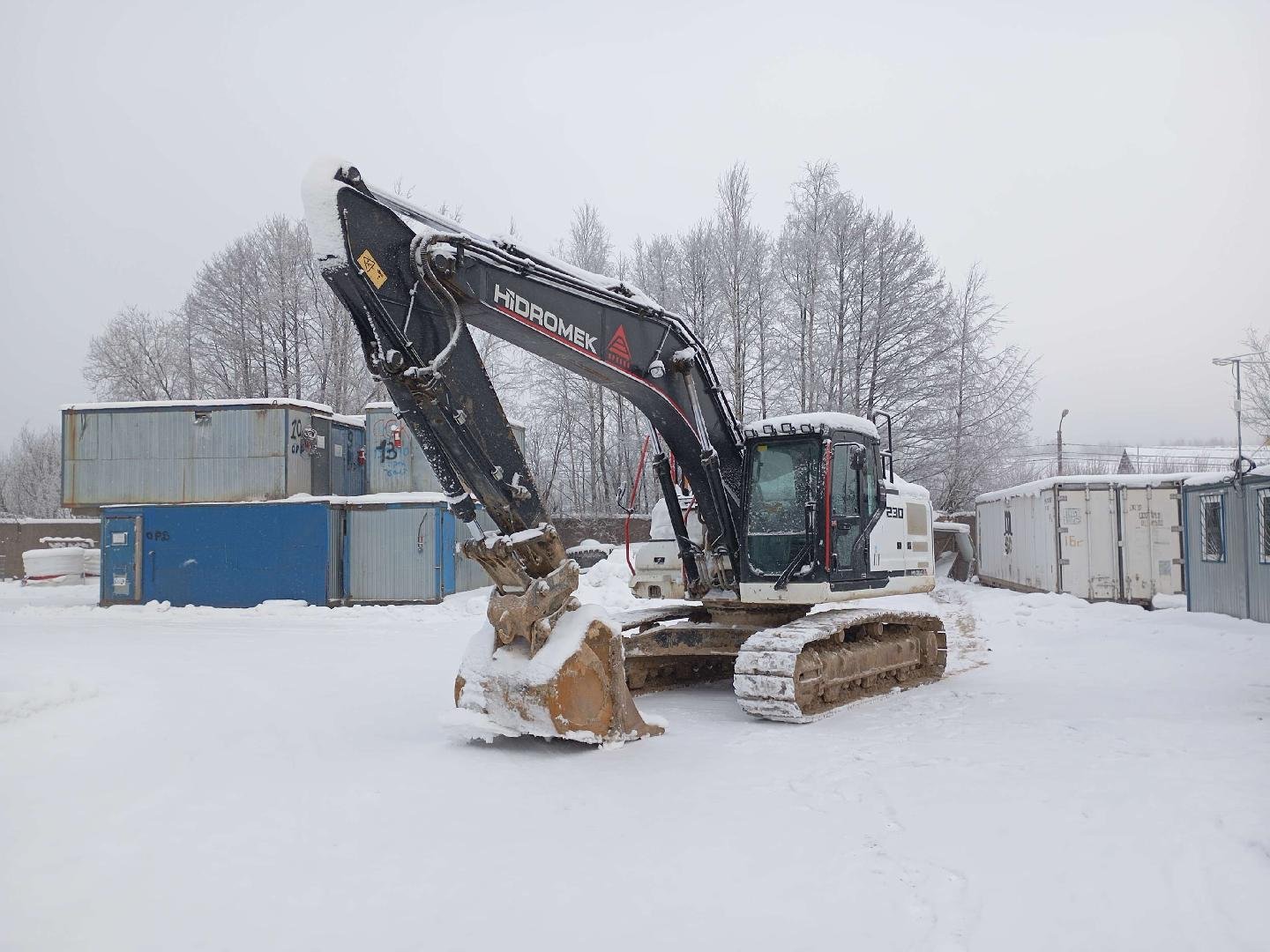 Hidromek HMK 230 LC-3 — Сестрорецк
