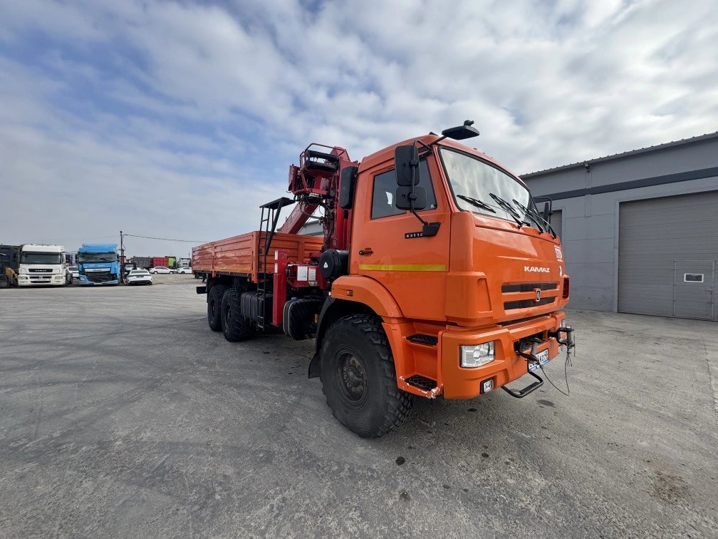 Автомобиль бортовой с КМУ КАМАЗ 43118 — Краснодар