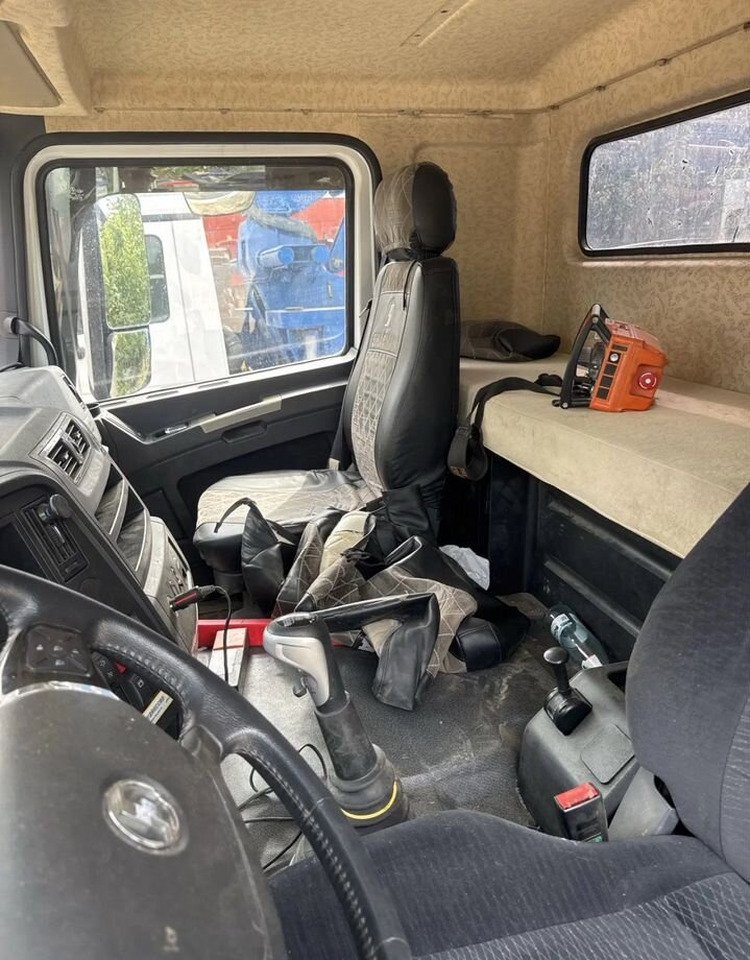Автобетононасос Shacman SX5318GJB6T326 — Россия