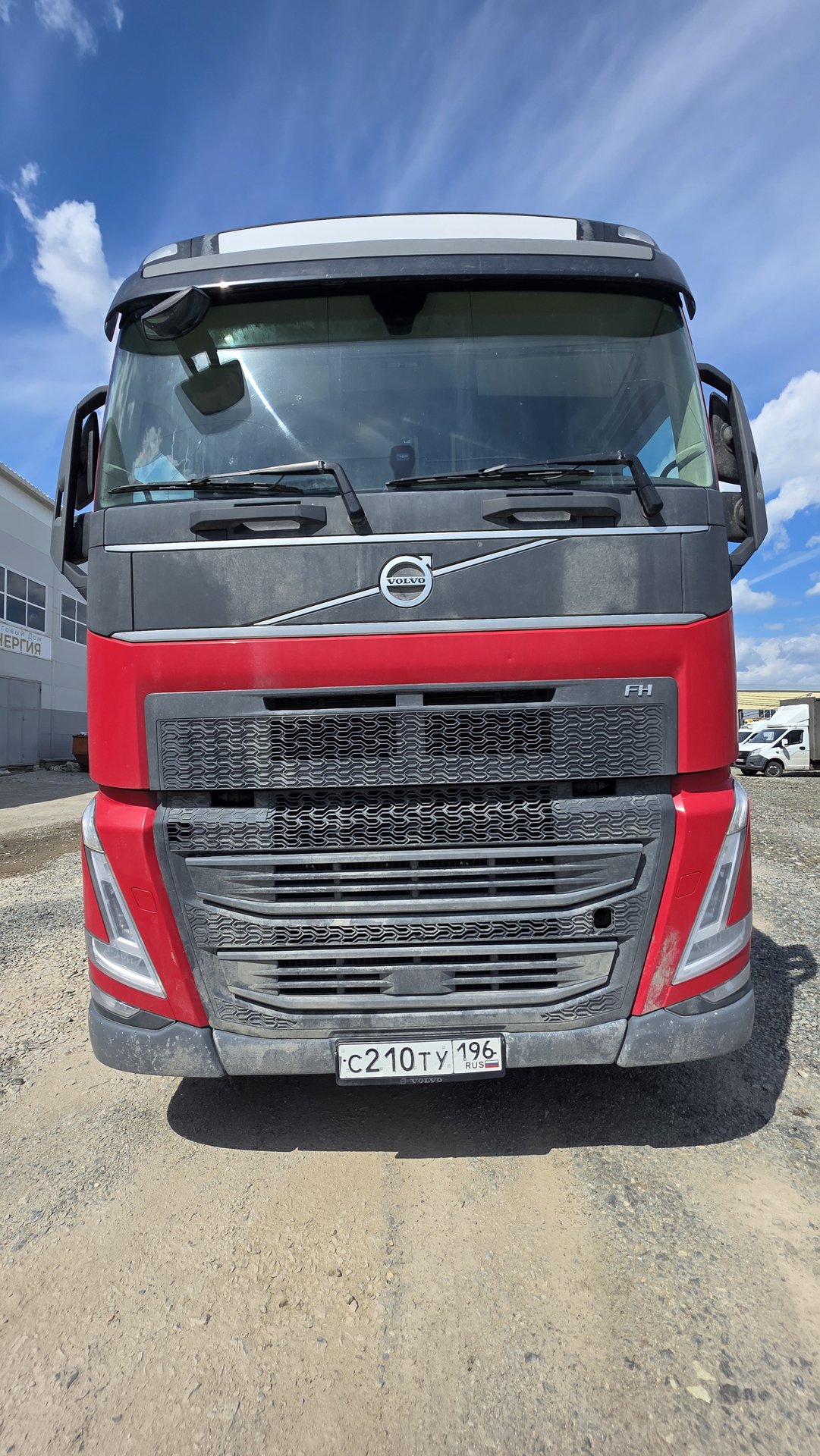 Volvo FH 6x4 Седельный тягач — Екатеринбург
