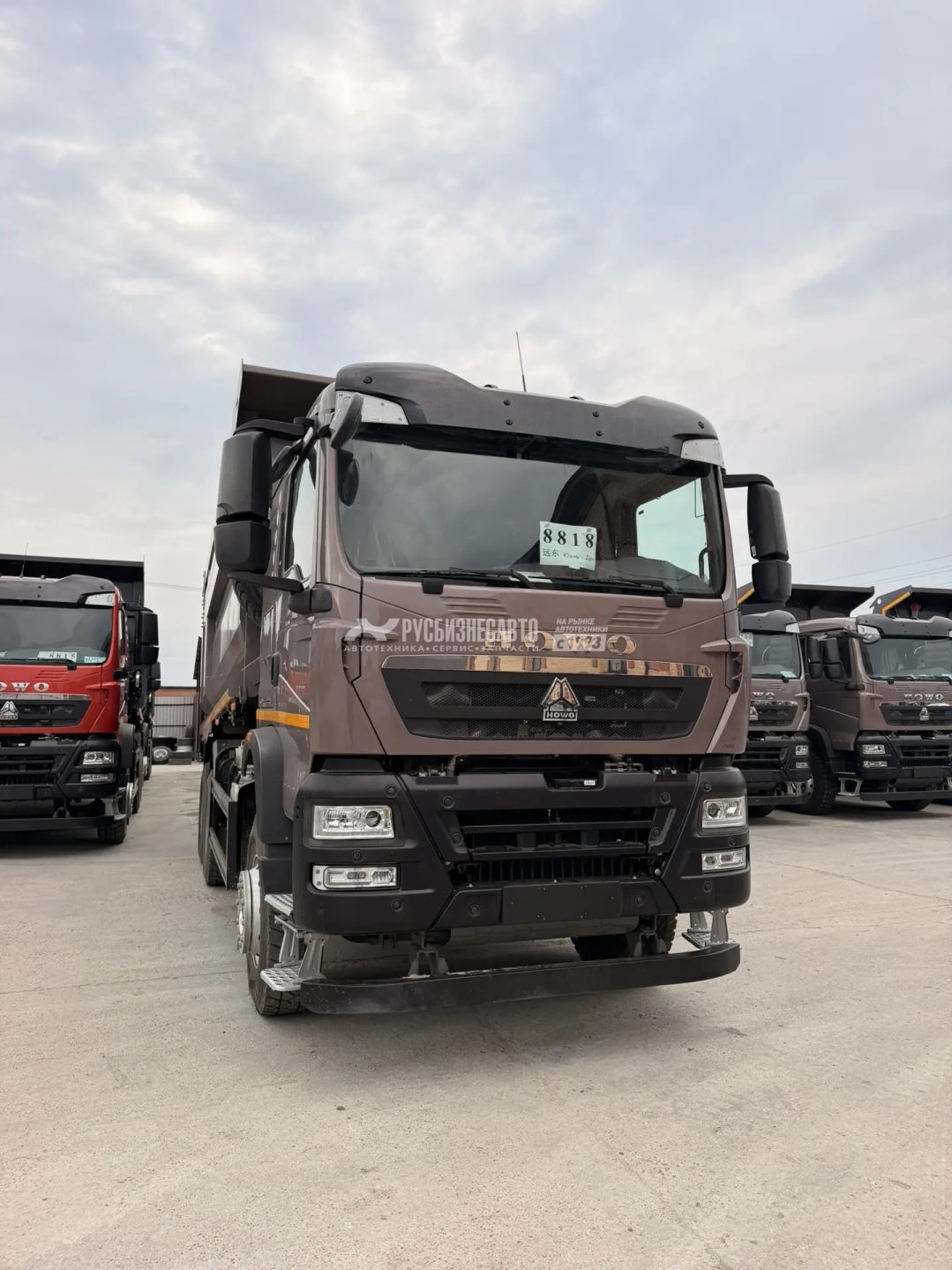 Самосвал HOWO T5G 6x4 (ZZ3257V384GE1) / 5.6x2.3x1.5+0.5 / 19-25 м3 / прямой / п.ч. 5.26 — новая техника в лизинг