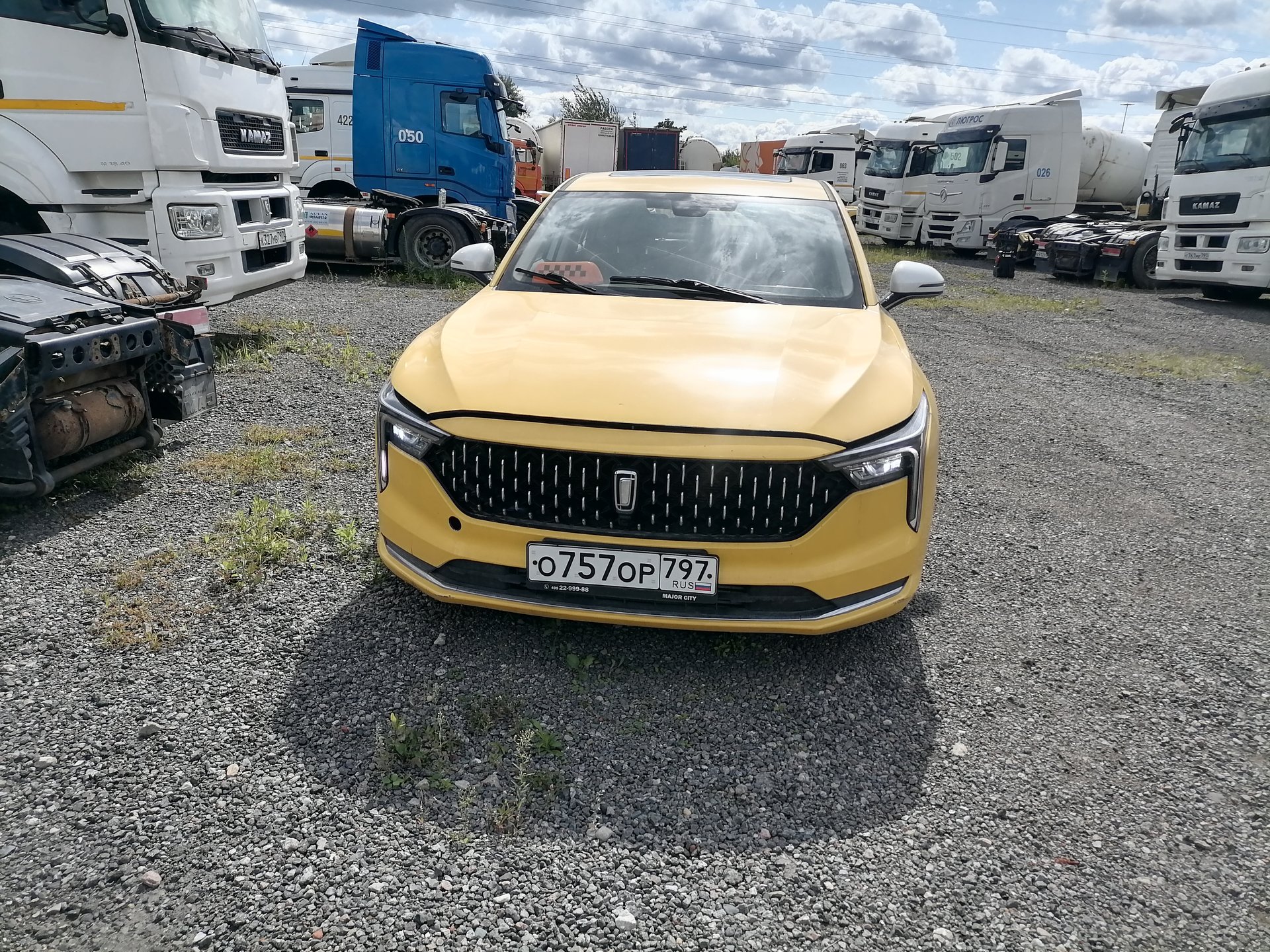 FAW Bestune B70 — Москва. Симферопольское шоссе