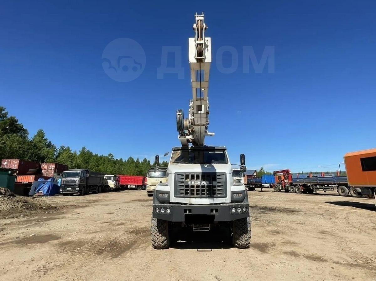 Бурильная машина Урал БМ-811М СБМ015-52 — Якутия