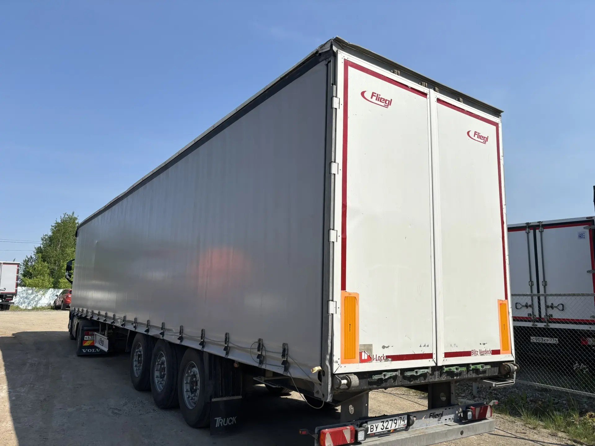 Fliegl SDS* Полуприцеп Шторный/Бортовой — Челябинск