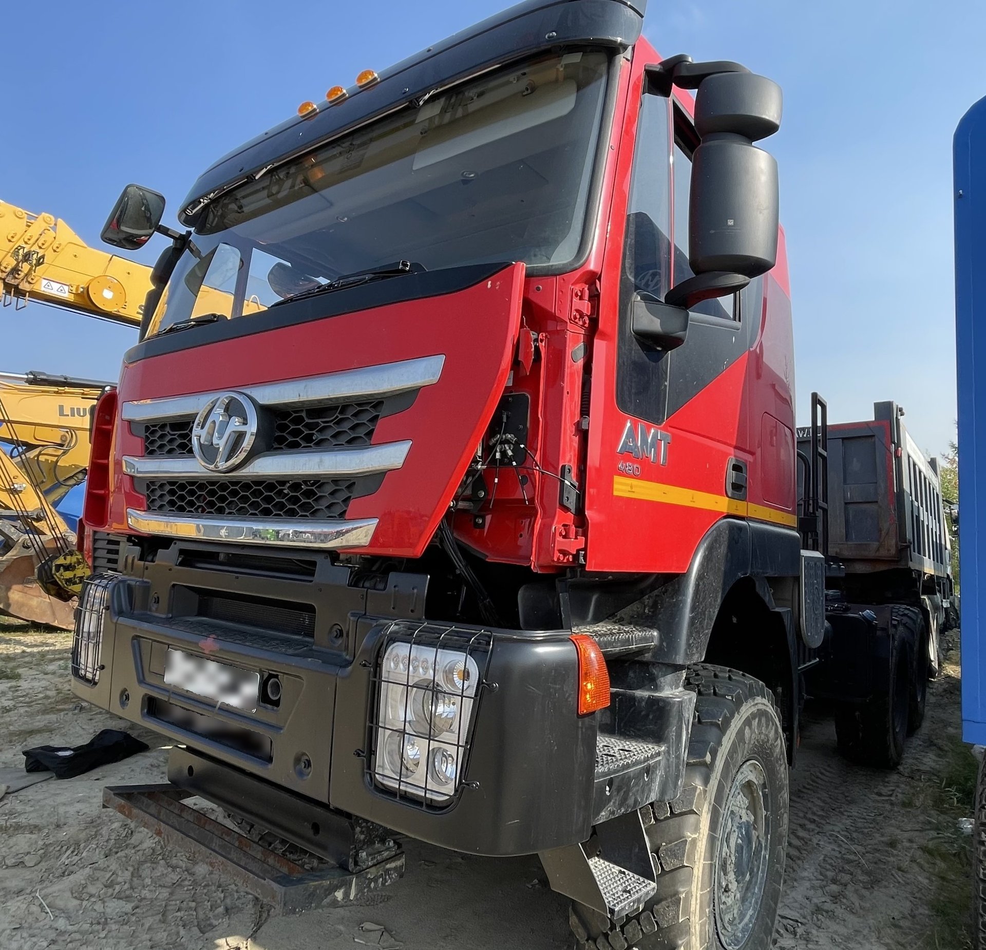 Амт N.v. 6329 6X6 Седельный тягач — Новый Уренгой