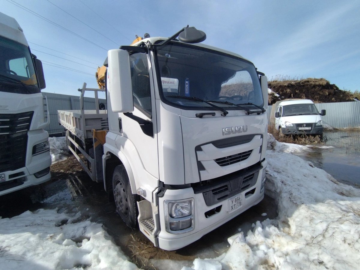 ISUZU Giga — Тюмень