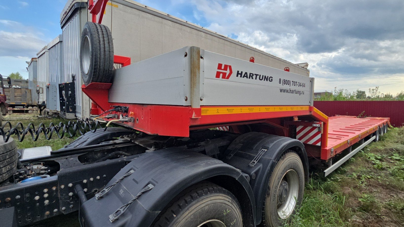 HARTUNG 9104* Полуприцеп тяжеловоз 3 оси — Большой Исток, Свердловская обл