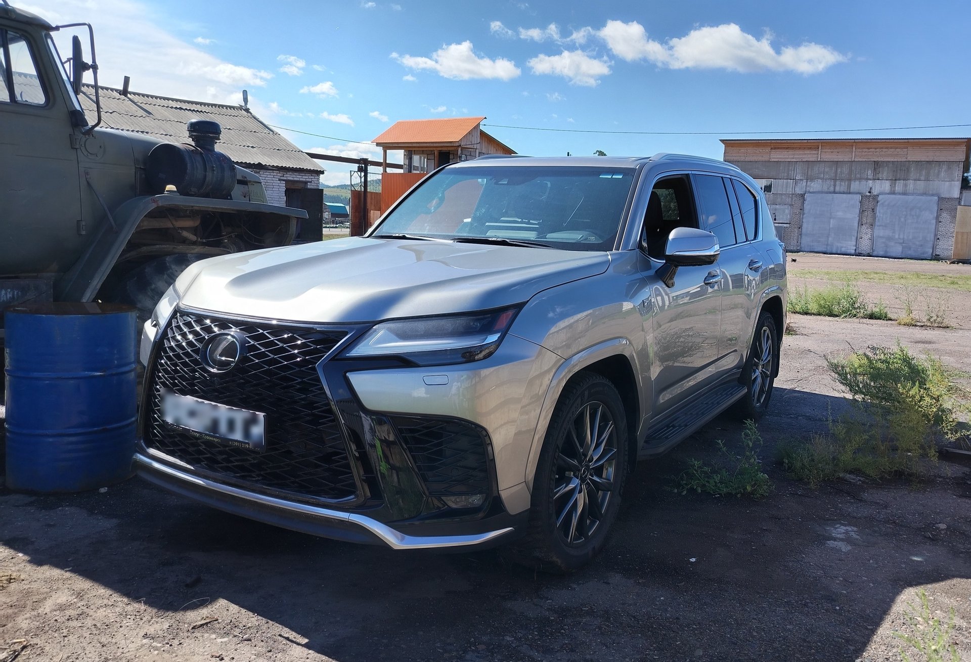 LEXUS LX 600 — Нижний Саянтуй