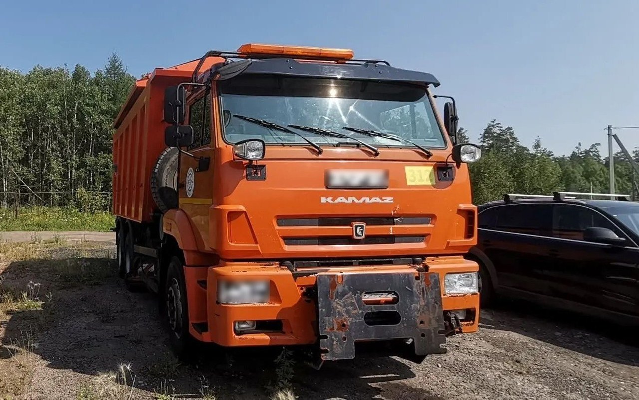 Ряжский Авторемонтный Завод МК-4534 на шасси КамАЗ 6520 6x4 КДМ — Братск