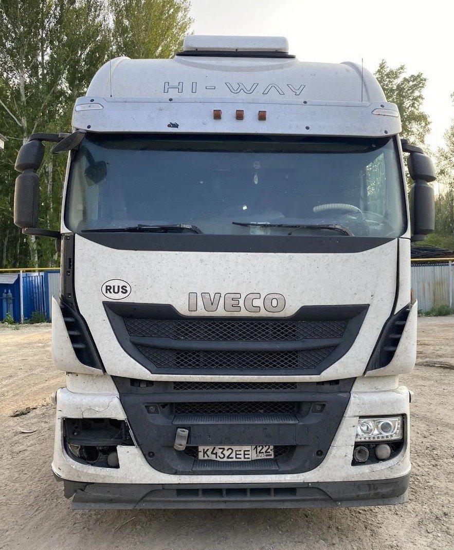 IVECO STRALIS 4x2 Седельный тягач — Омск