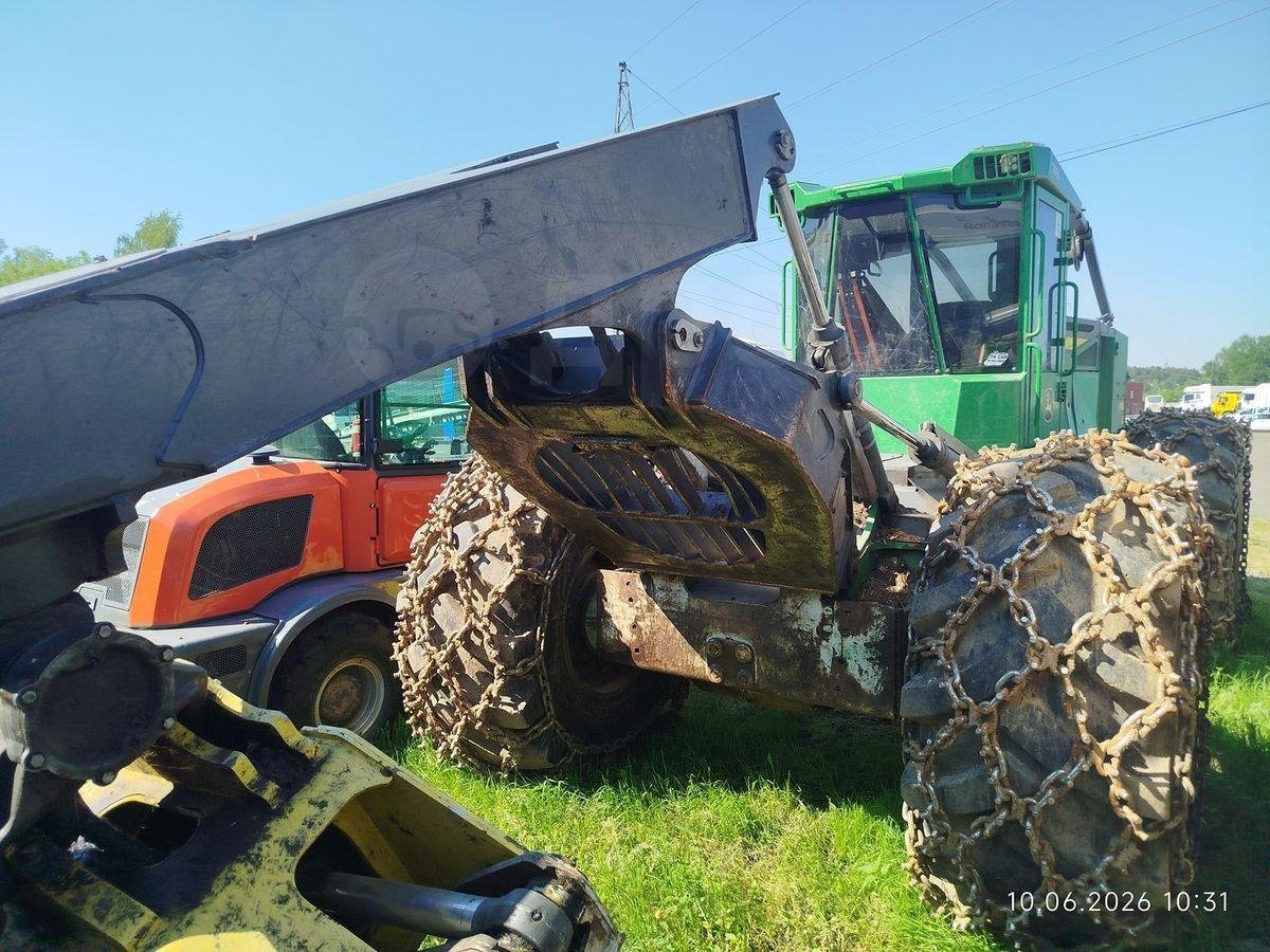 Трактор John Deere 748L — Томск