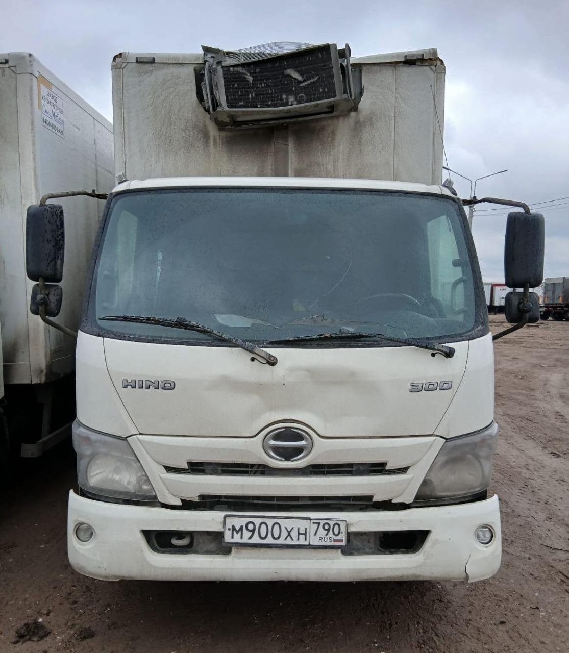 Hino 300 4x2 Изотермический/рефрижератор с гидробортом (кат. C) АФ-477100-02 — Химки