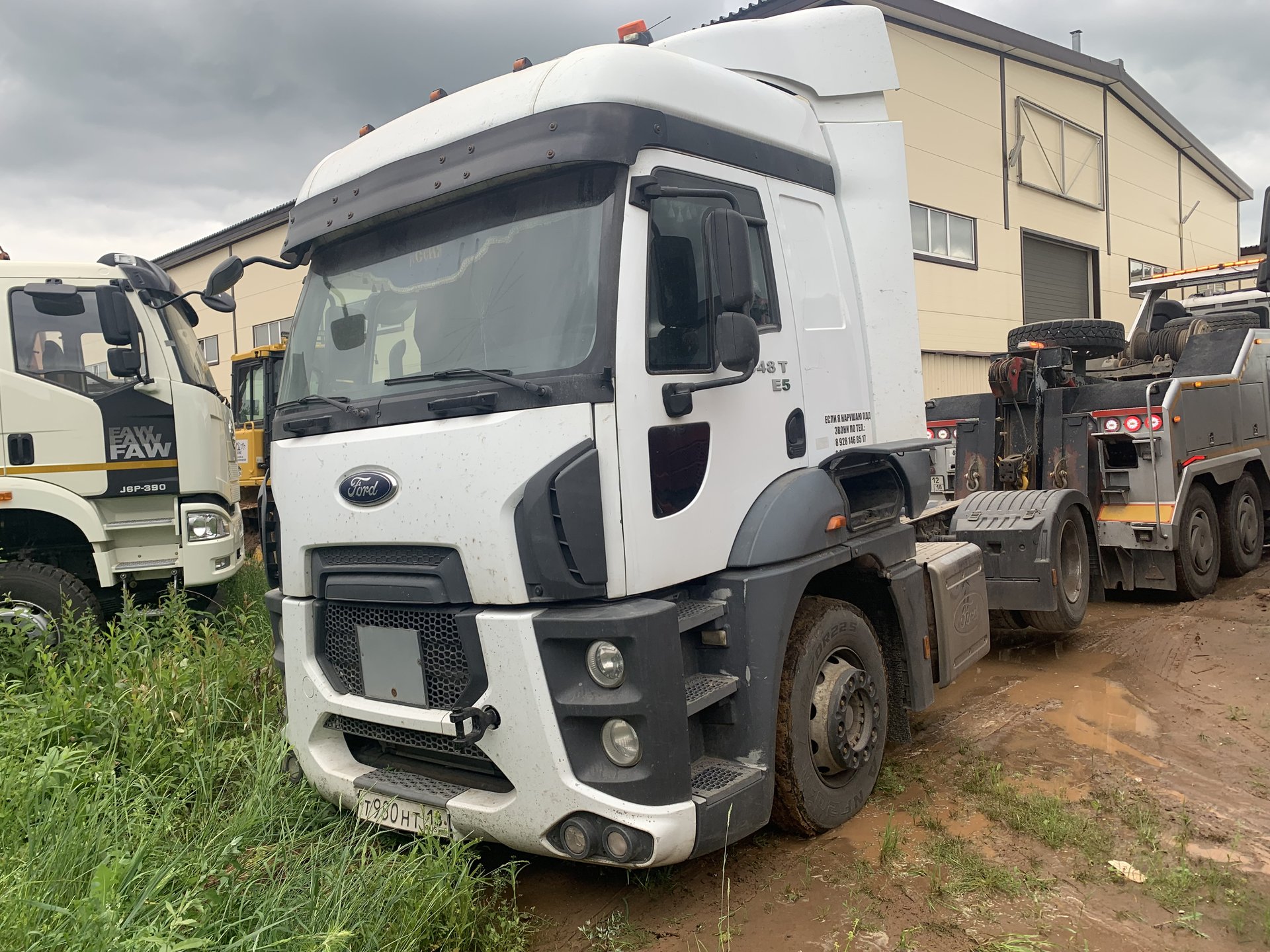 FORD Cargo 4x2 Седельный тягач — Ижевск