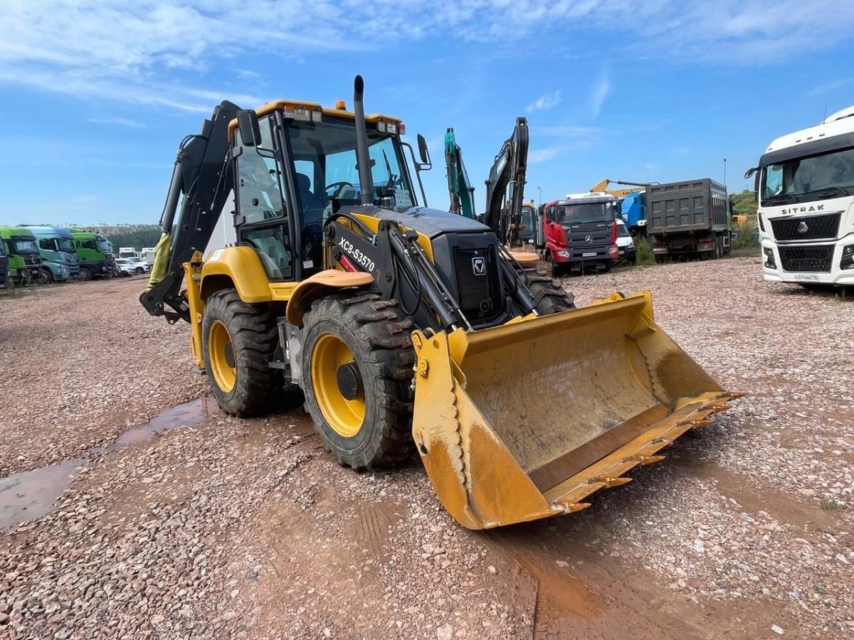 Погрузчик сельскохозяйственный XCMG XC8-S3570 — Красноярск