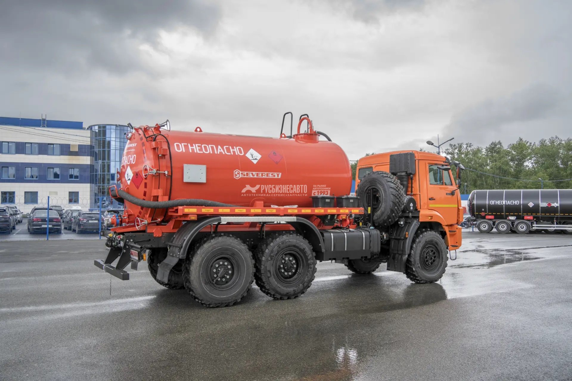 АКН-10 ОД КамАЗ-43118 (мод.УСТ 5453А3-60, 10 м3, 1 отс., насос КО-505, ДОПОГ) — новая техника в лизинг