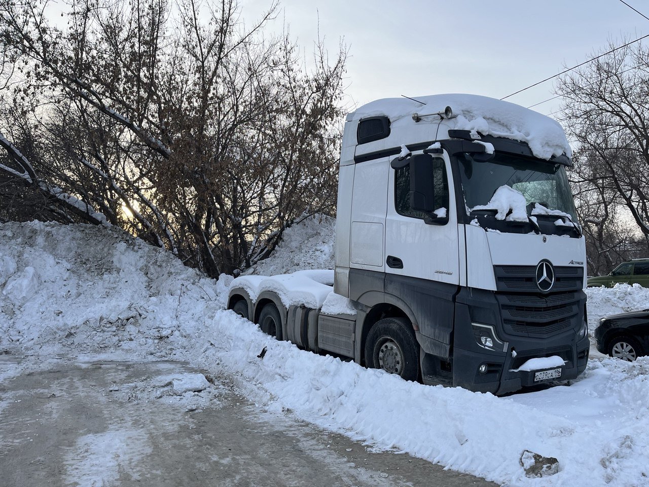 Mercedes-Benz, Тягач седельный Actros 6x4 — Магнитогорск