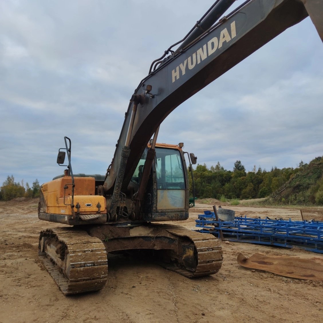 HYUNDAI R225LVS — Балашиха