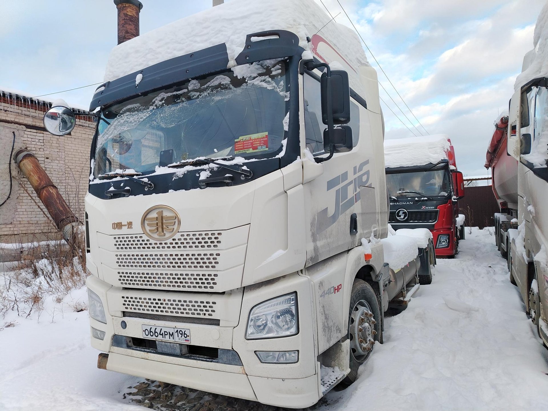 FAW 4x2 Седельный тягач — Большой Исток