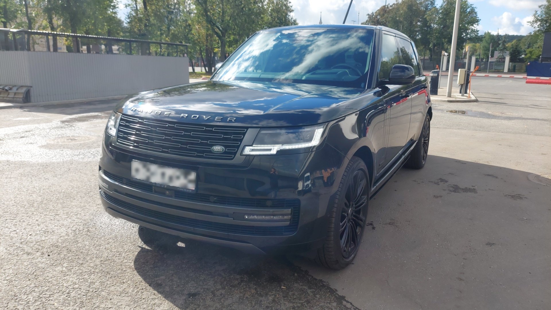 LAND ROVER Range Rover — Москва