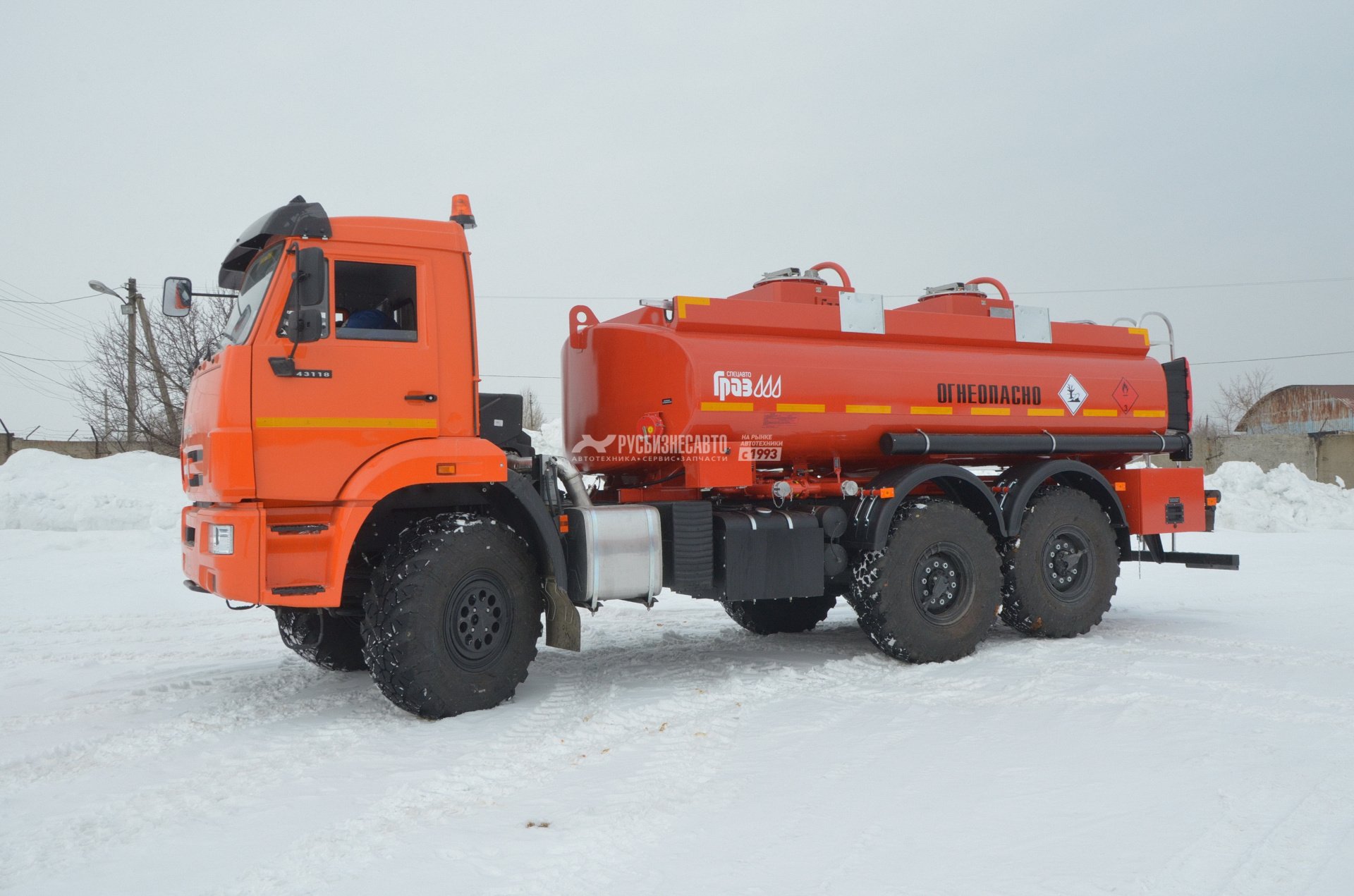 АТЗ-12 КАМАЗ-43118 (12м3, 2 отс., насос СШН-50-600, УВТ-ППО-40, мод. 56167) — новая техника в лизинг