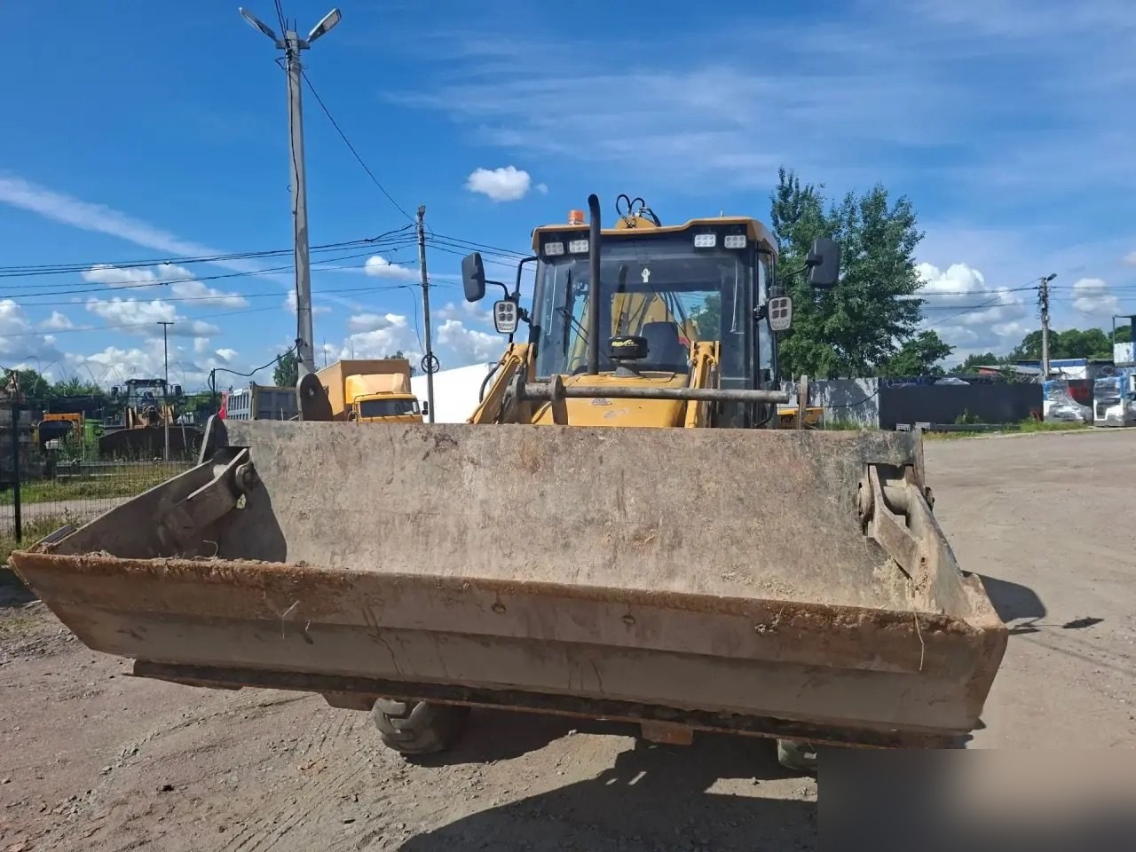 Lovol FLB468 Экскаватор-погрузчик — Санкт-Петербург